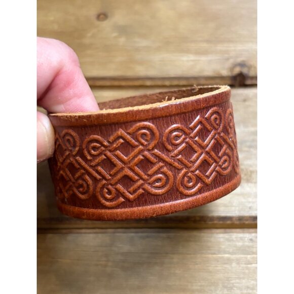 Embossed Leather Cuff Bracelet Celtic Design Mens Adjustable Brown - Picture 1 of 8